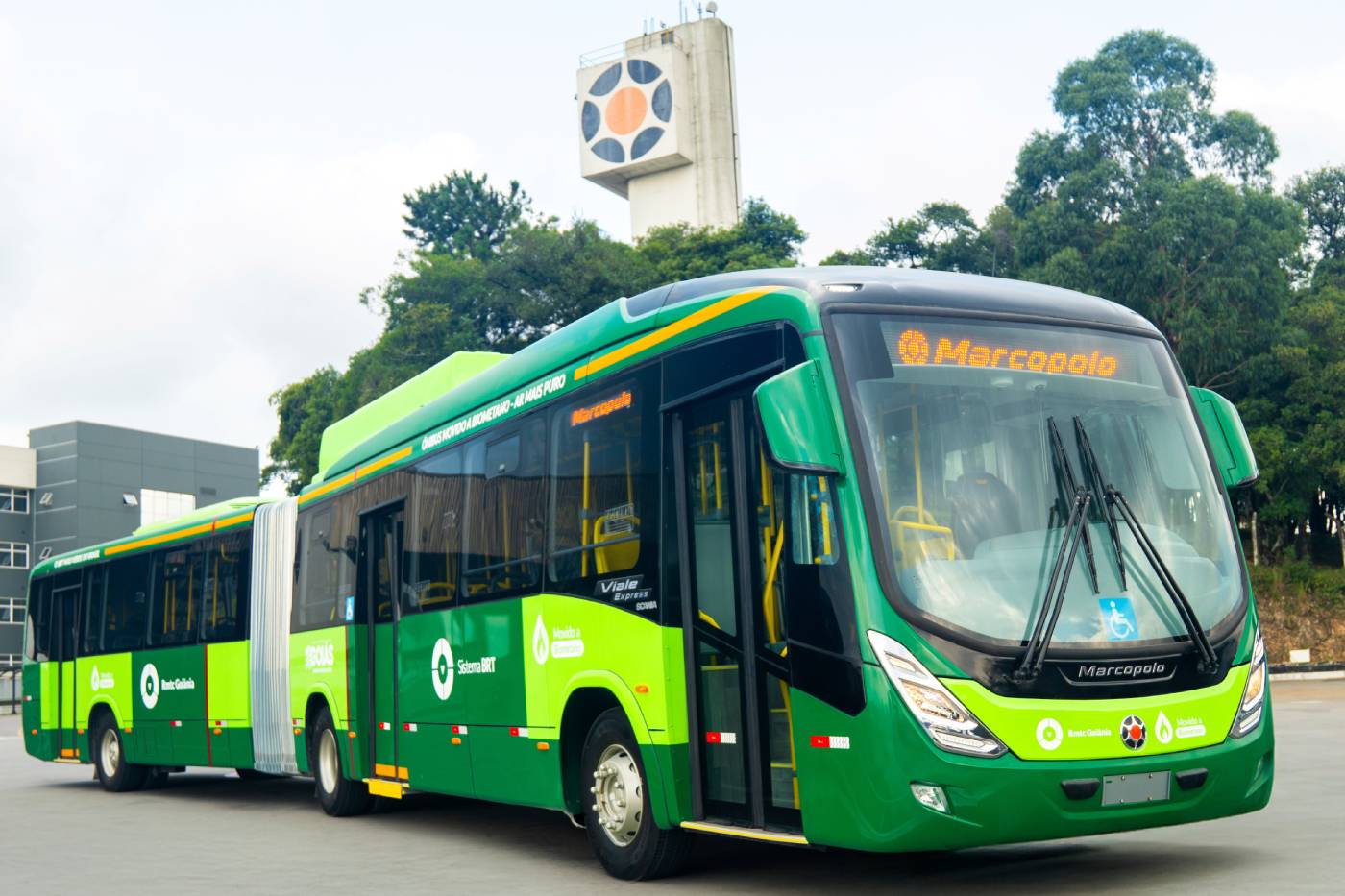 Marcopolo_y_Scania_entregan_los_primeros_autobuses_articulados.jpg