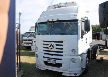 Volkswagen Constellation 24250 del 2013