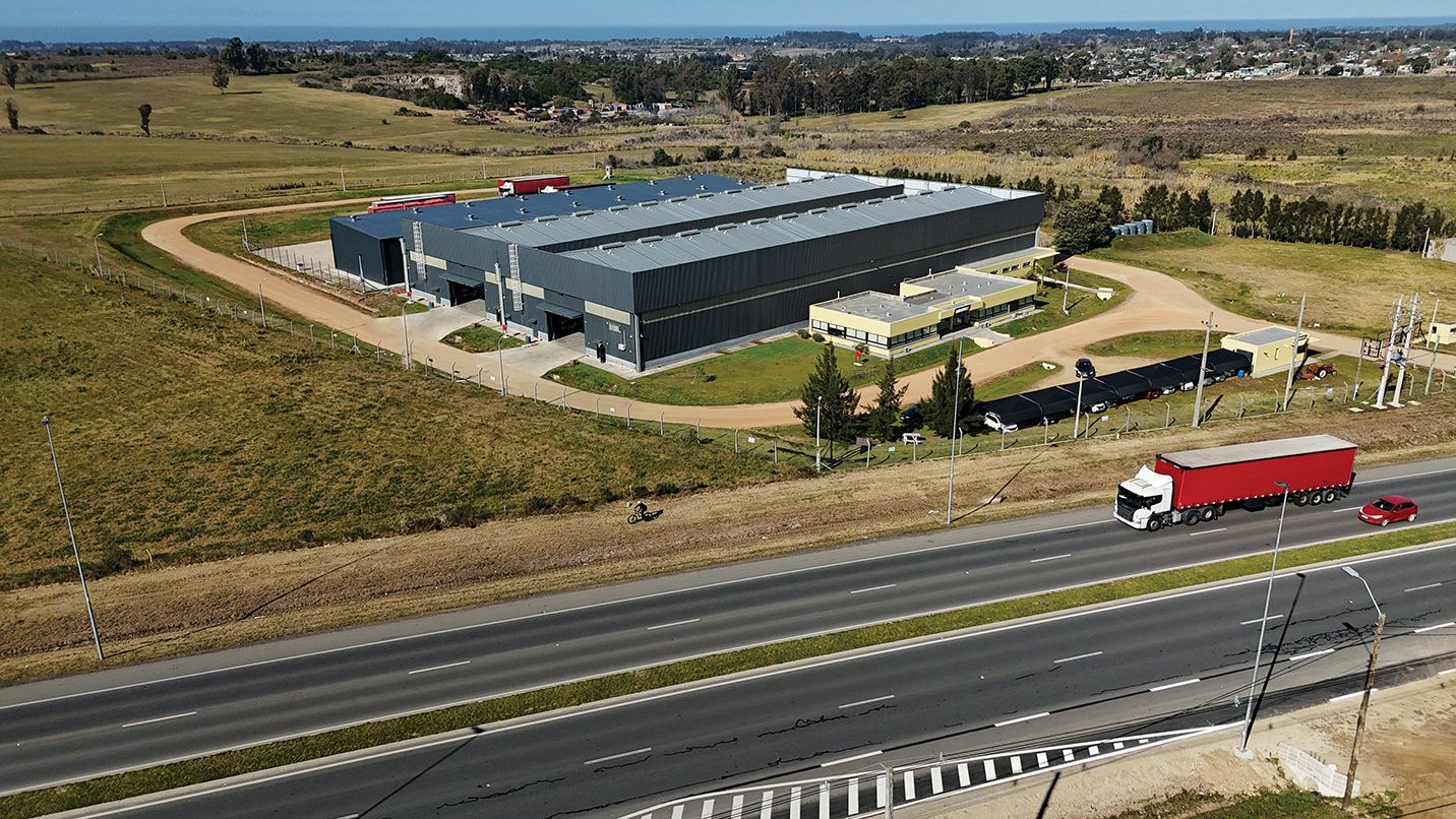 Nuevo centro logístico de Lidermind en Uruguay: Un paso clave para Lubrax