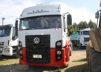 Volkswagen Constellation 25320 tractor 6x2 del año 2011  