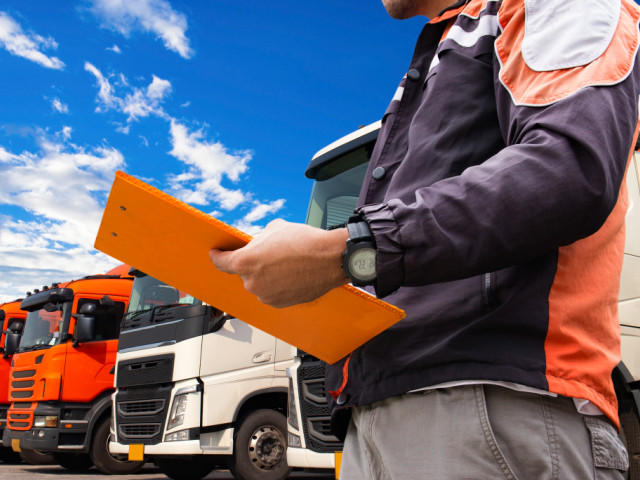 Cómo influye la logística de transporte en el precio de los productos: Una inmersión profunda en la dinámica de costes Cómo influye la logística de transporte en el precio de los productos: Una inmersión profunda en la dinámica de costes