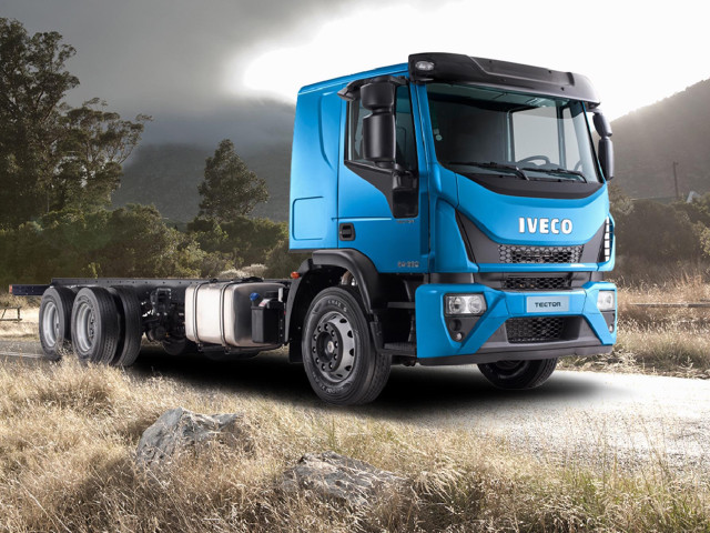 Iveco se une a Tata Motors para potenciar su liderazgo global Iveco se une a Tata Motors para potenciar su liderazgo global