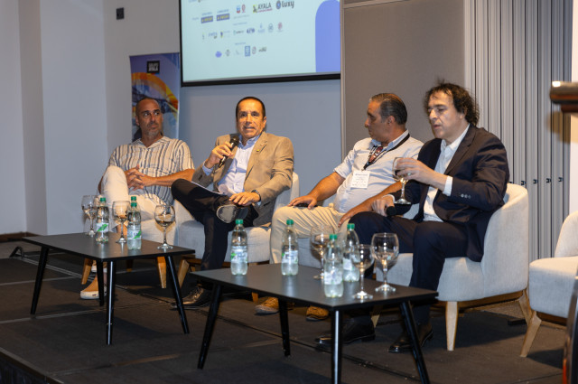 FORO PASAJEROS: El transporte de pasajeros en transición: un sistema que debate su futuro