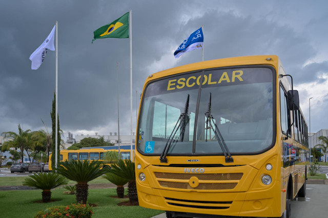 IVECO BUS amplía el acceso a la educación en Brasil con la entrega de un nuevo lote de unidades para el programa Caminho da Escola