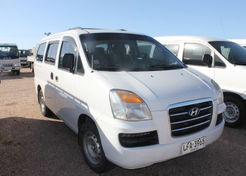 HYUNDAI H1 DEL 2006 / 9 PASAJEROS - Automotora H. Barreiro