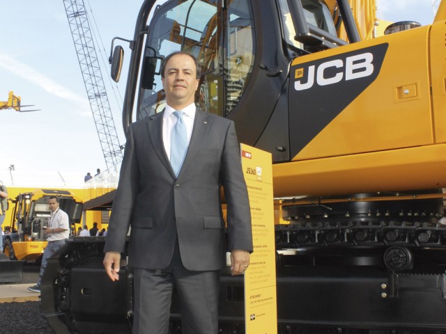 CONEXPO 2014: JCB, distribuidor en Uruguay es considerado entre los mejores del mundo
