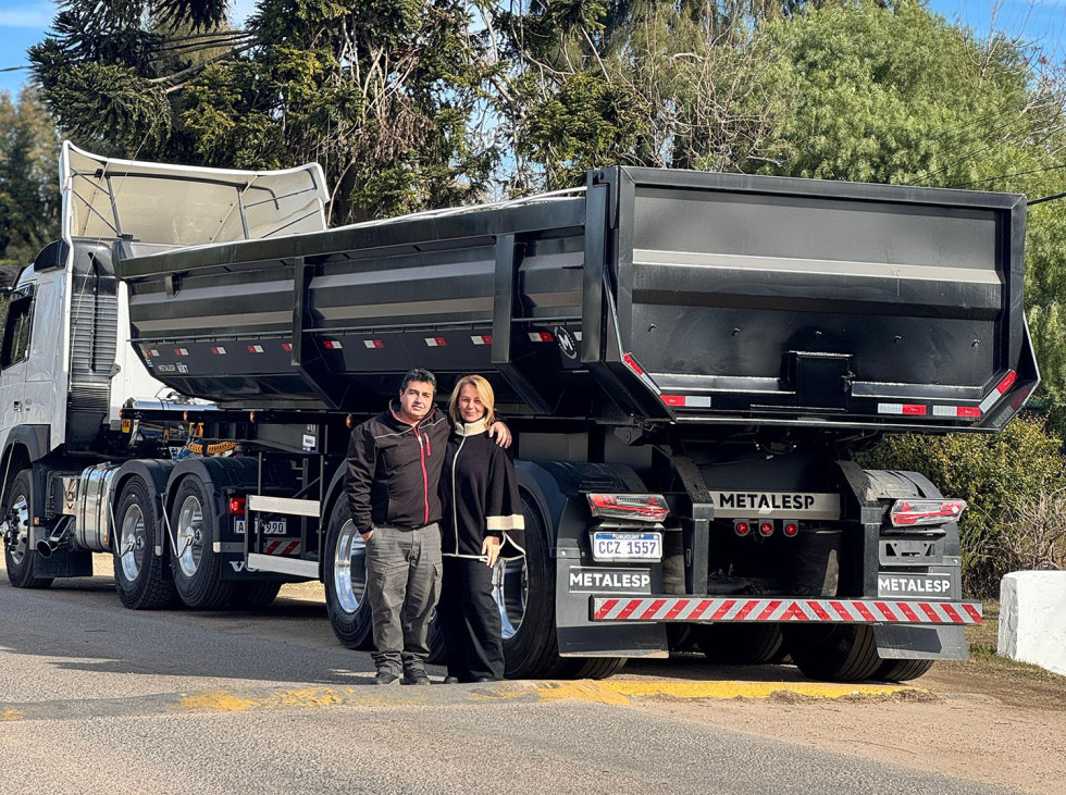 Full_Truck__METALESP_-_Gustavo_Arrua_y_Senora