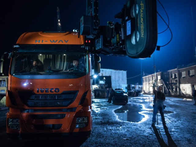 Iveco-Stralis-Hi-Way-Batman-Superman-4