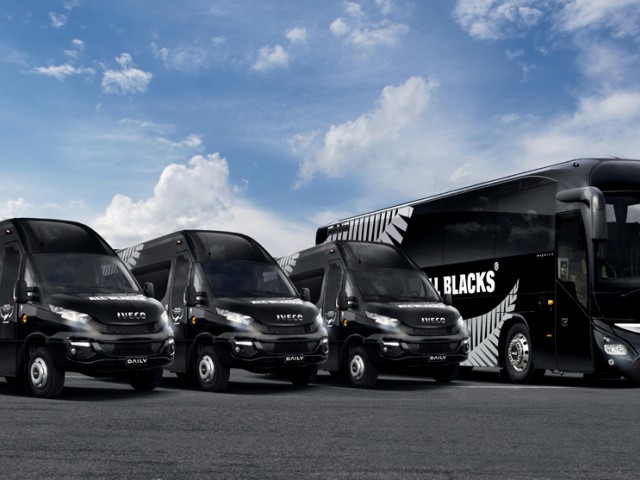Iveco_All_Blacks