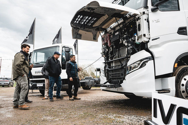 Iveco visitó Florida con test drives y exhibición de camiones