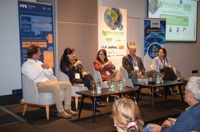 FORO MOVILIDAD 4.0: “No se discute más el qué, sino el cómo”: Energía y movilidad en la segunda transición energética de Uruguay