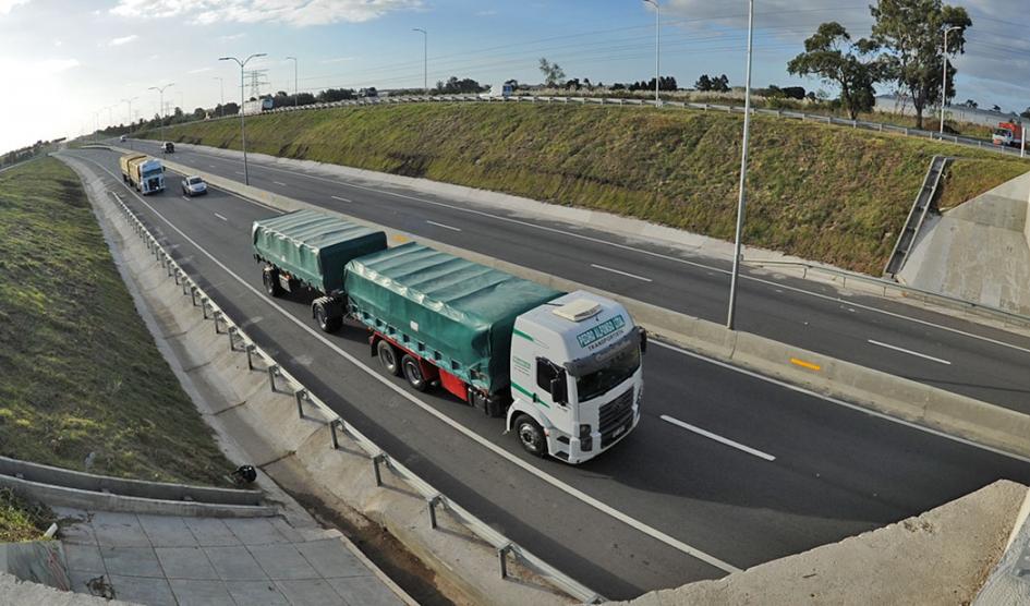 MTOP instala 28 áreas de estacionamiento para descanso de transportistas de carga