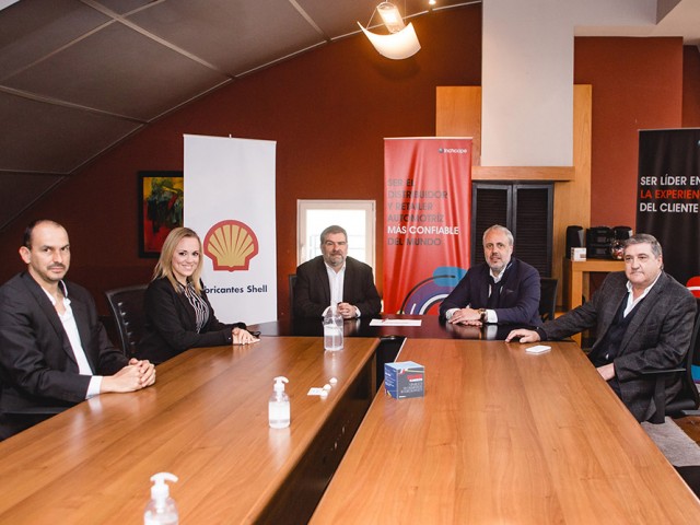 Mercedes-Benz incorpora a sus servicios de posventa los Lubricantes Shell    