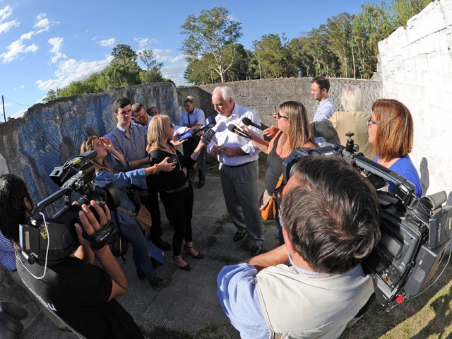 Ministro_Rossi_realiza_declaraciones_a_la_prensa