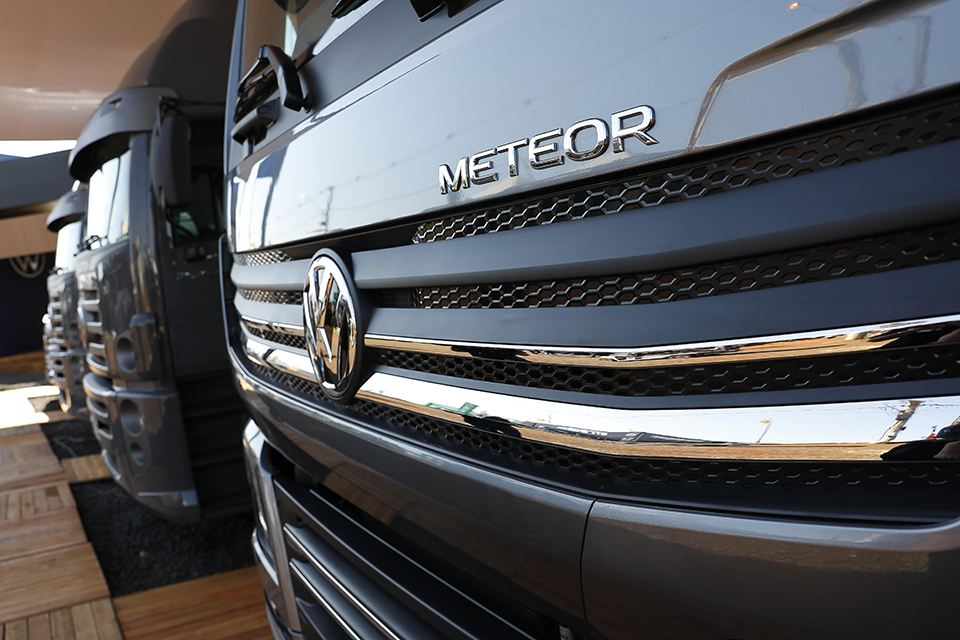 VW Camiones y Buses y EcoRodovias prueban biocombustible 100% vegetal