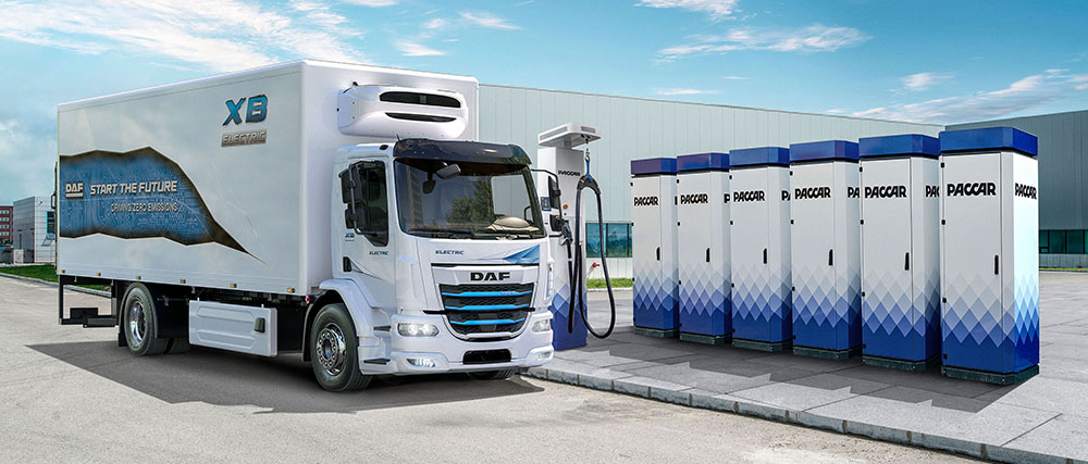 PACCAR Parts instala el primer sistema de suministro de energía en un concesionario DAF