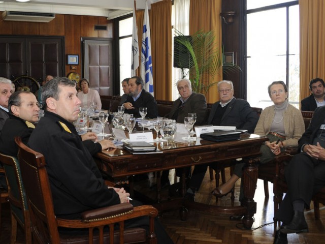 Administración de Puertos procura posicionar terminal de Montevideo como verde e inteligente