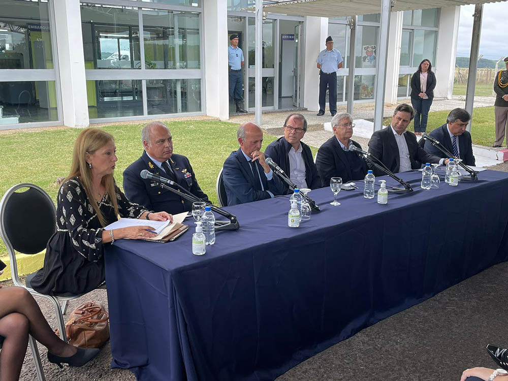 Inversión de 13 millones de dólares en obras del aeropuerto de Rivera, generará 150 puestos de empleo