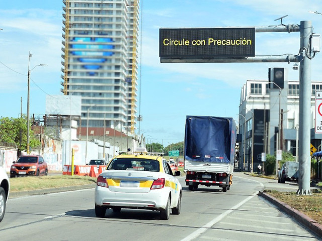 Tecnología avanzada alerta a conductores para proteger estructuras viales Tecnología avanzada alerta a conductores para proteger estructuras viales