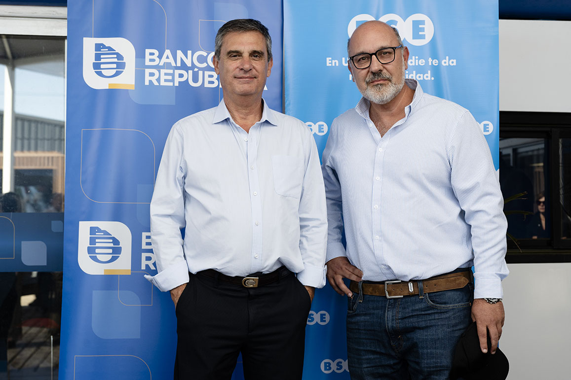 Banco República inauguró su stand en Expoactiva y relanzó acuerdo con el BSE