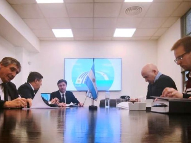 Canal Martín García: nuevo contrato garantiza el mantenimiento y futuras mejoras de la vía navegable Canal Martín García: nuevo contrato garantiza el mantenimiento y futuras mejoras de la vía navegable