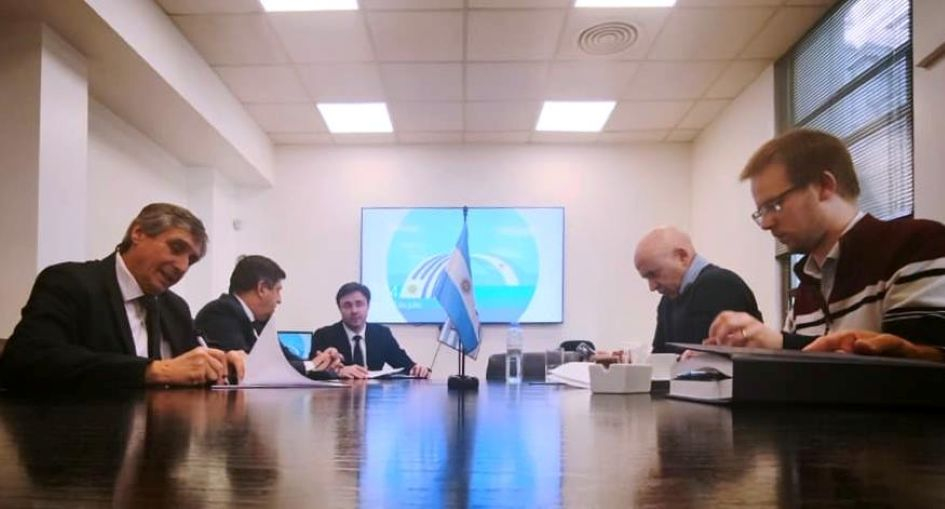 Canal Martín García: nuevo contrato garantiza el mantenimiento y futuras mejoras de la vía navegable