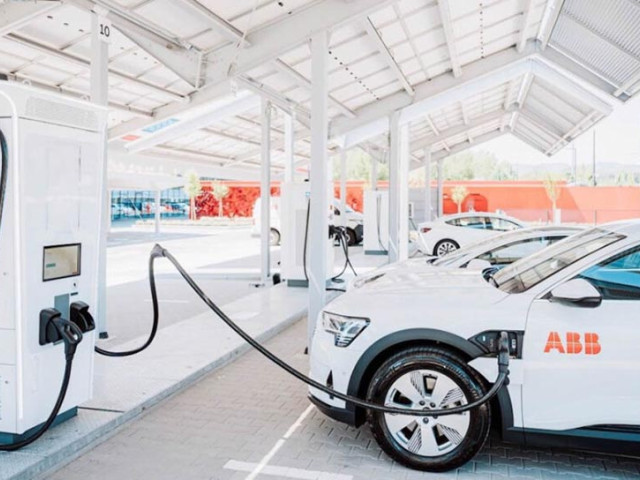 ¿Dónde quiero esperar? El negocio que las estaciones deberían encontrar en la carga eléctrica ¿Dónde quiero esperar? El negocio que las estaciones deberían encontrar en la carga eléctrica