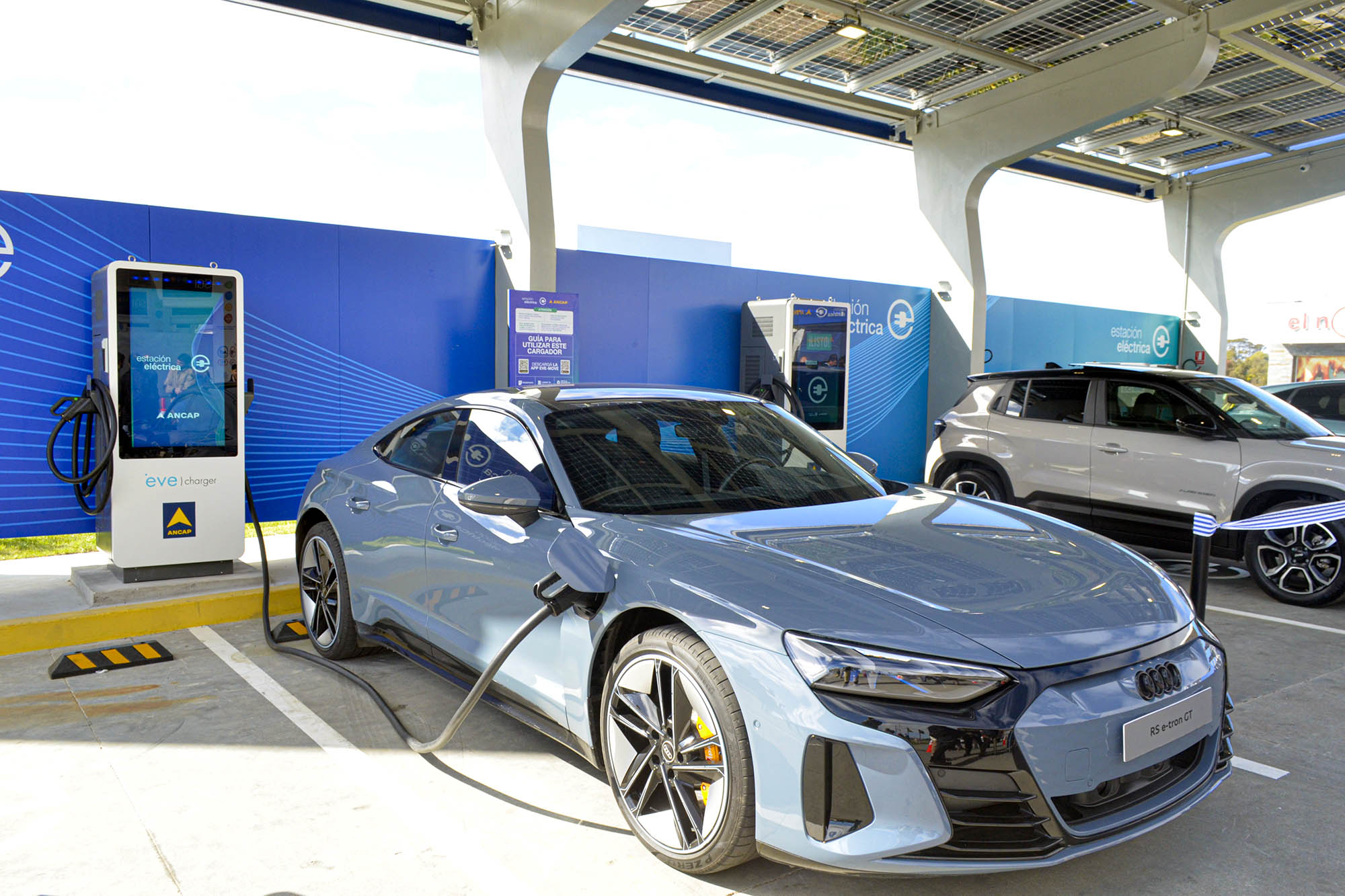 Primera estación eléctrica de Ancap y Ducsa es resultado de planificación estratégica entre el MIEM y empresas públicas