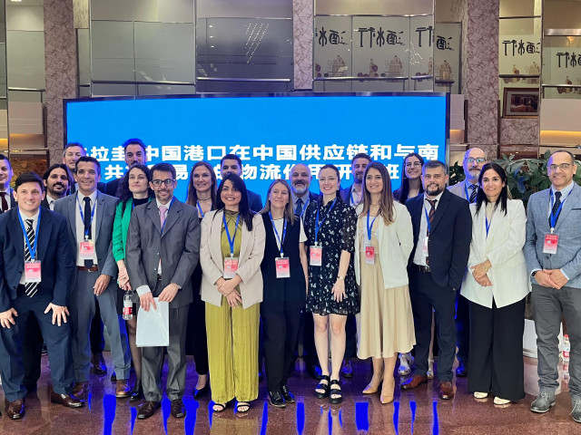 Seminario de Cooperación Internacional en Logística y Comercio para Uruguay en Beijing, China Seminario de Cooperación Internacional en Logística y Comercio para Uruguay en Beijing, China