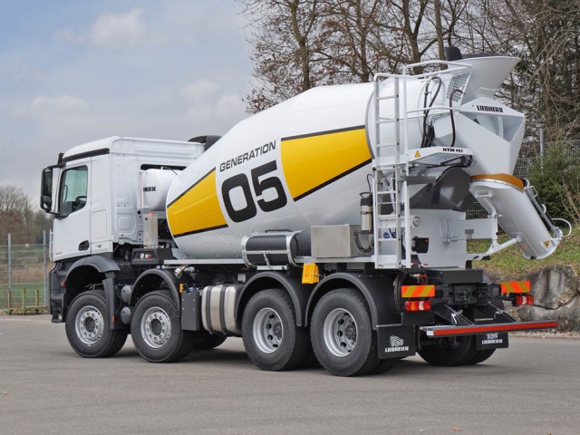 La nueva generación 05 de camiones hormigonera de Liebherr 