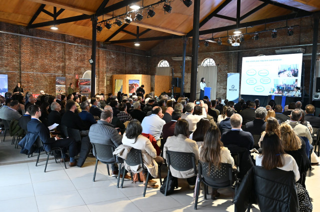 Uruguay impulsa la integración regional en el Congreso Internacional Hidrovía 360