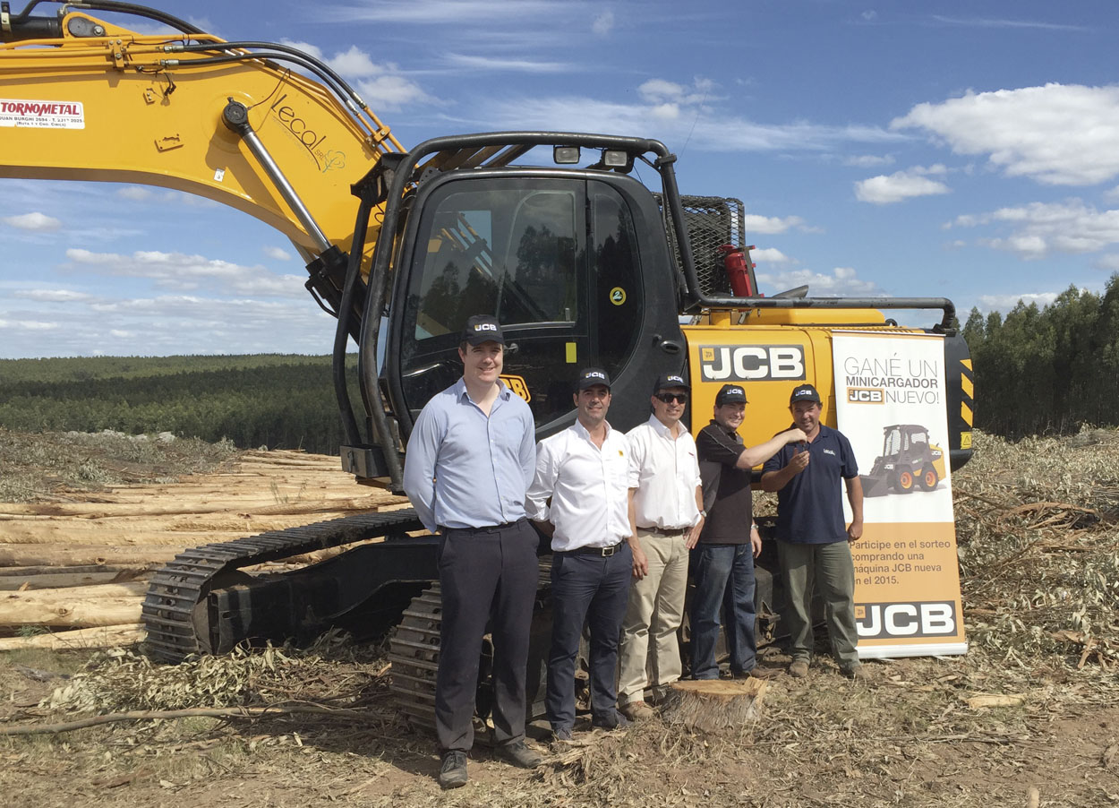 Tornometal cerró el año de su 40 aniversario sorteando un minicargador JCB