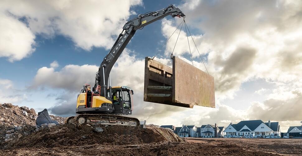 Volvo CE amplía su gama de excavadoras de última generación con un modelo de radio de giro corto, que se presentó en la feria ConExpo 2026