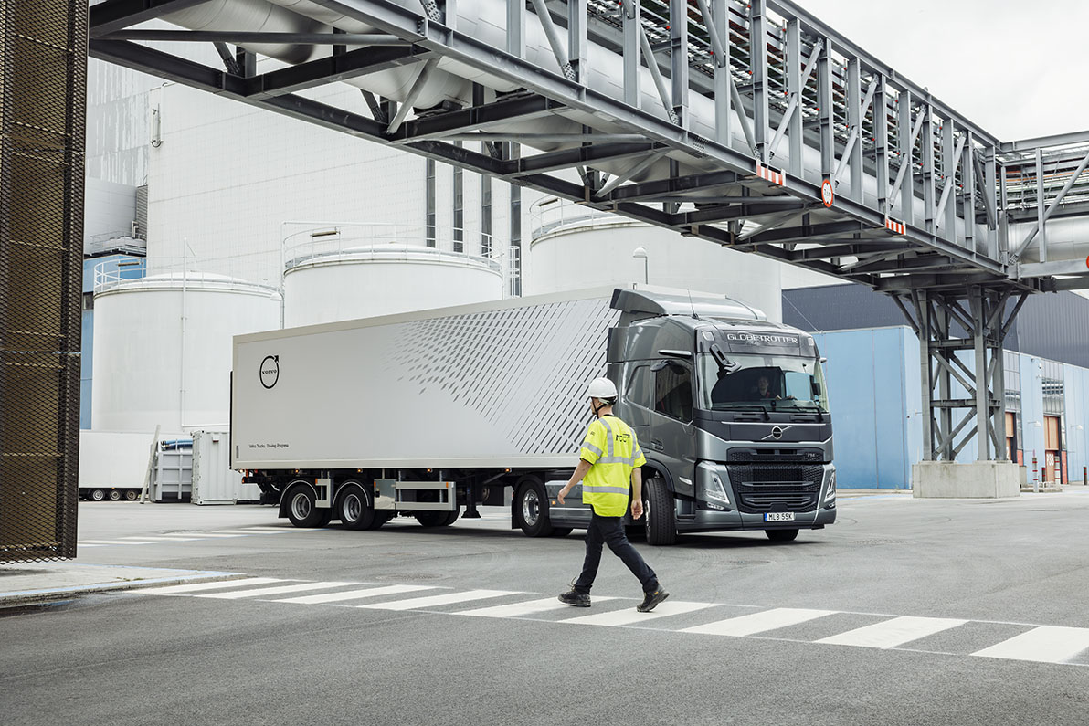 Volvo Trucks lanza un sistema mejorado de la Dirección Dinámica para aumentar la seguridad vial